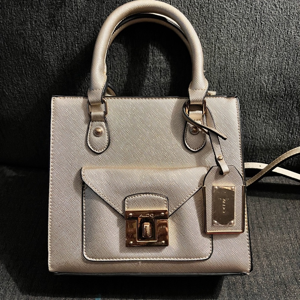 Aldo gold crossbody handbag. NWOT